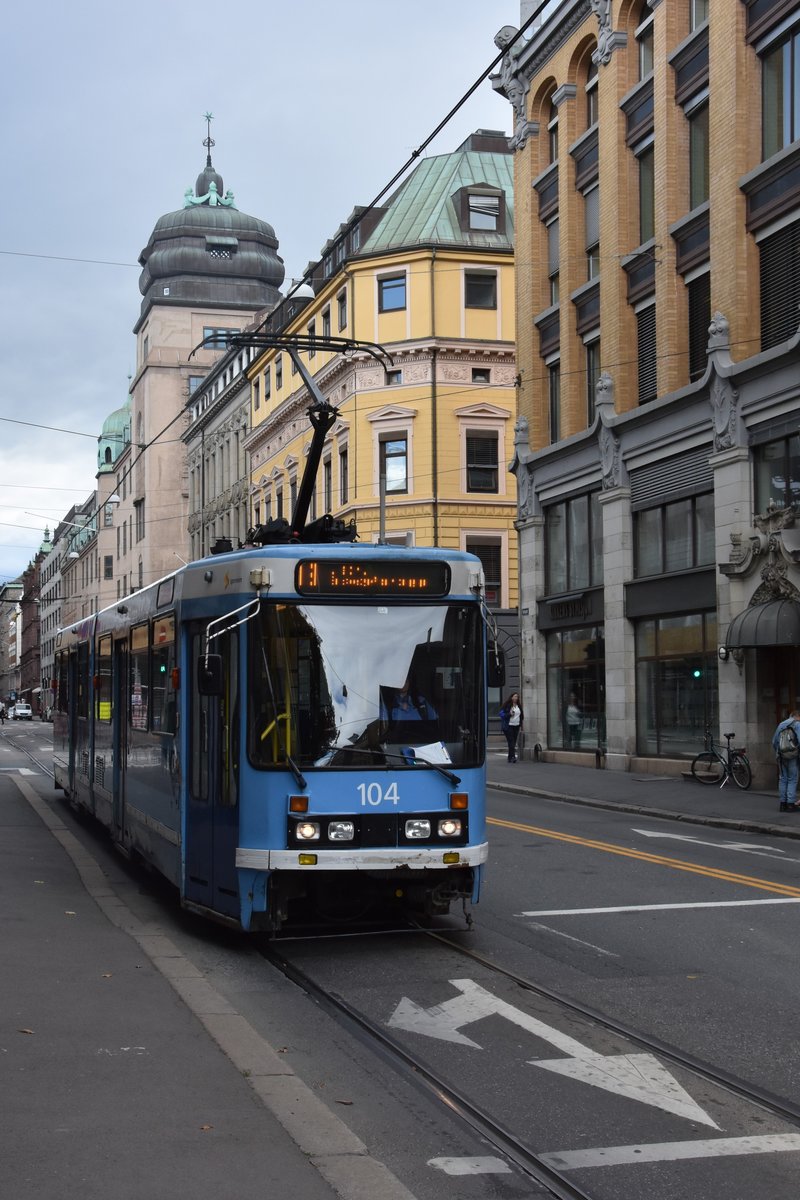 OSLO (Provinz Oslo), 06.09.2016, Wagen 104 in der Tollbugata
