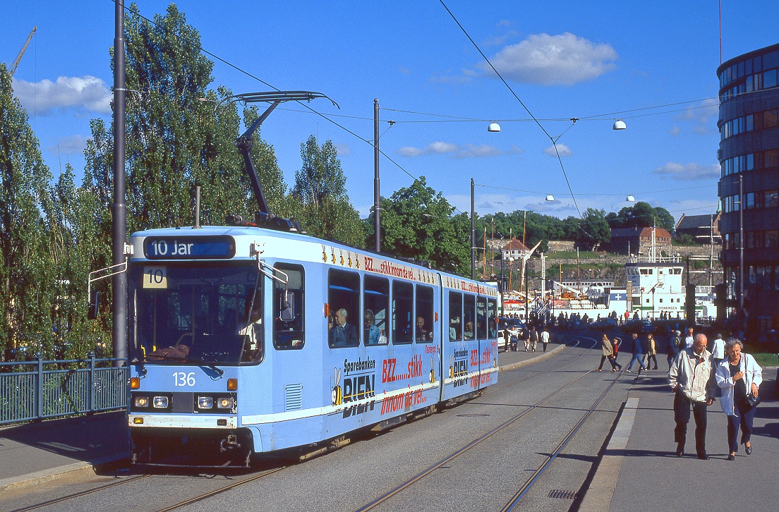 Oslo Tw 136, Dokkveien, 06.06.1999.