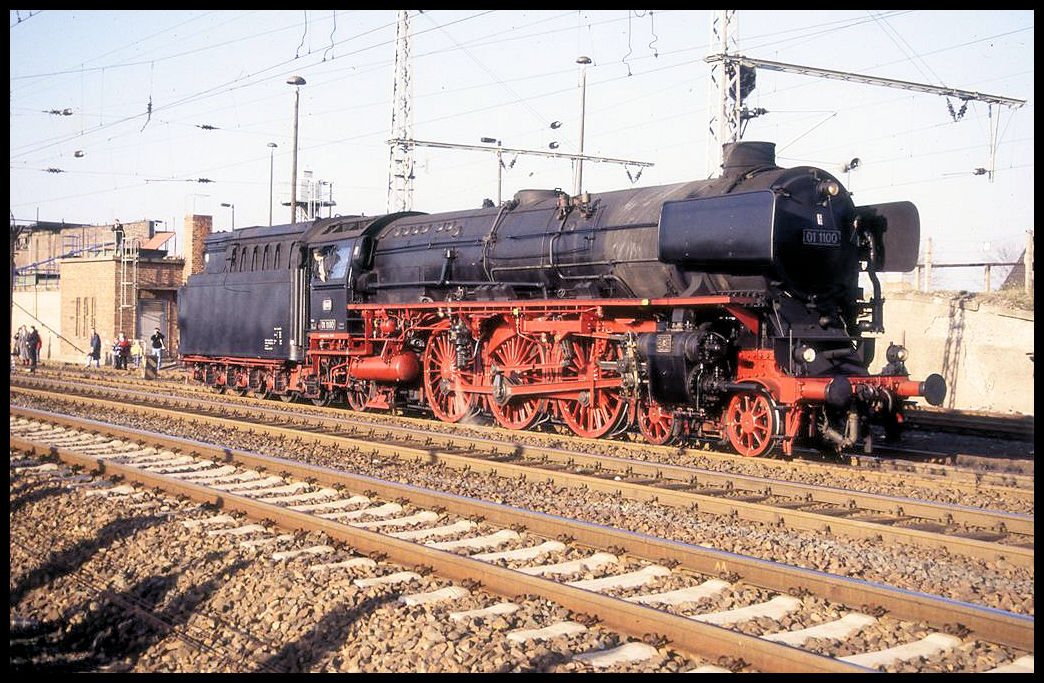 Parade am 26.10.1996 im BW Arnstadt: Dampflok 011100