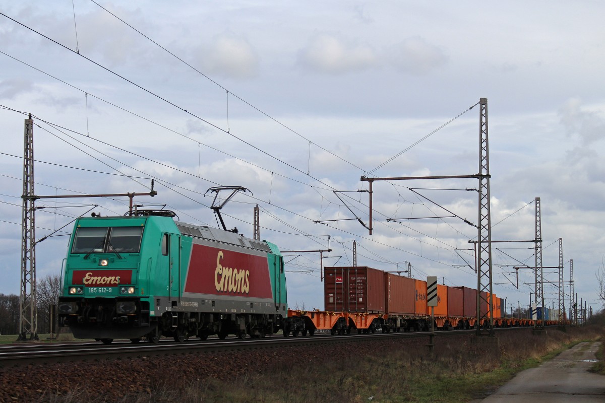 PBG 185 612 am 15.2.14 mit einem Containerzug in Dedensen-Gümmer.