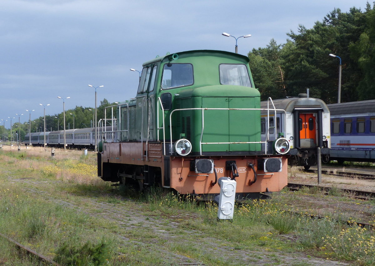 PCC Rail 401Da-478 am 12.06.2017 in der Abstellgruppe in Swinoujscie.