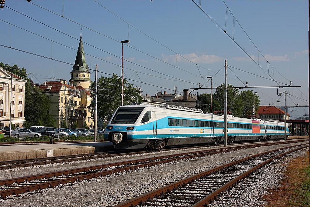 Pendolino 310002 im Bahnhof Celje am 25.5.2011 auf der Fahrt nach Lubljana.