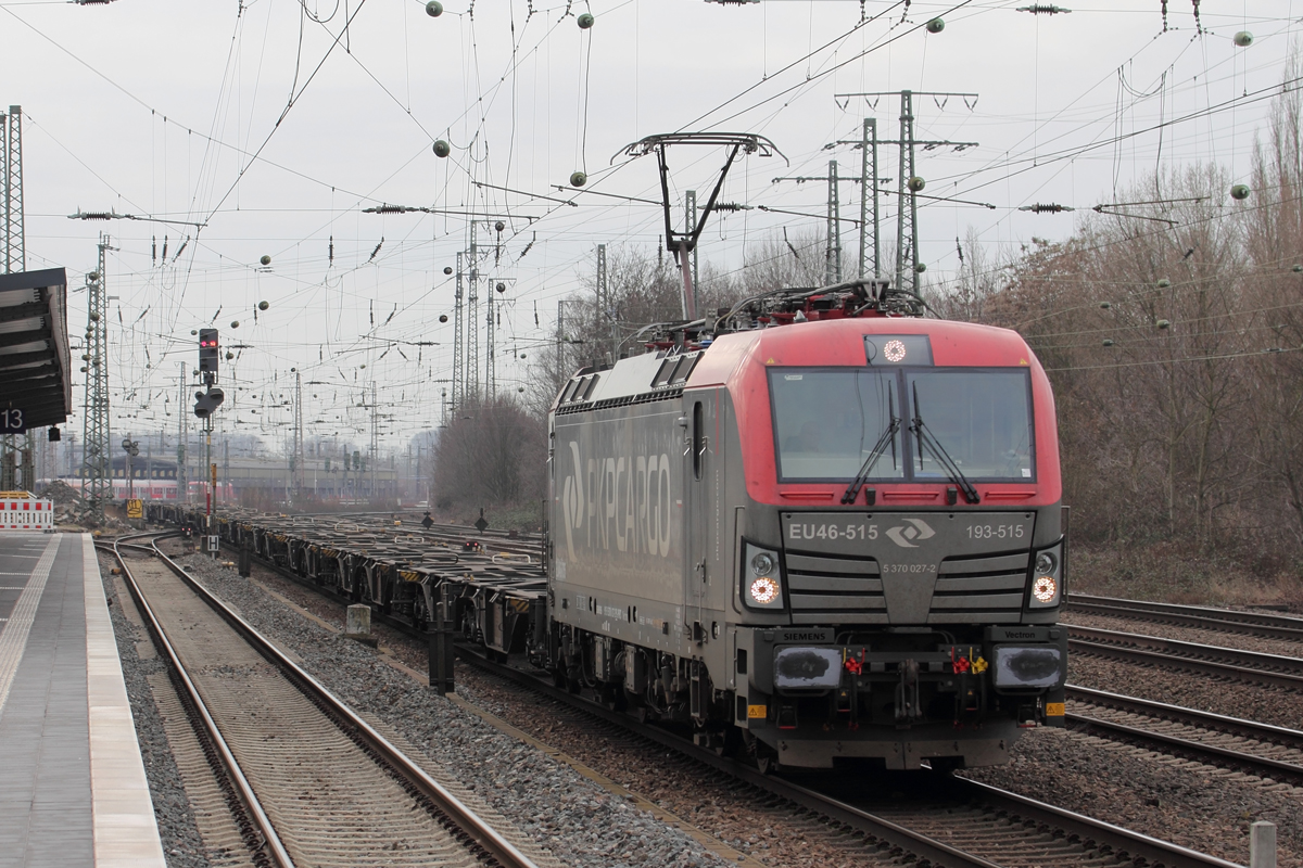 PKP 193-515 mit einem leeren Containerzug in Hamm(Westfl.) 12.2.2019