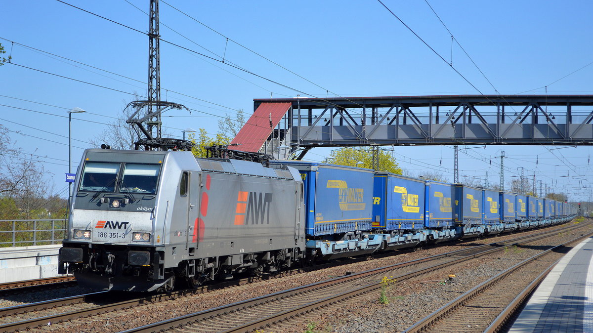 PKP Cargo International mit  186 351-3  [NVR-Nummer: 91 80 6186 351-3 D-AKIEM] und Taschenwagenzug am 21.04.20 Bf. Saarmund. Viele Grüße an den Tf. !!!!