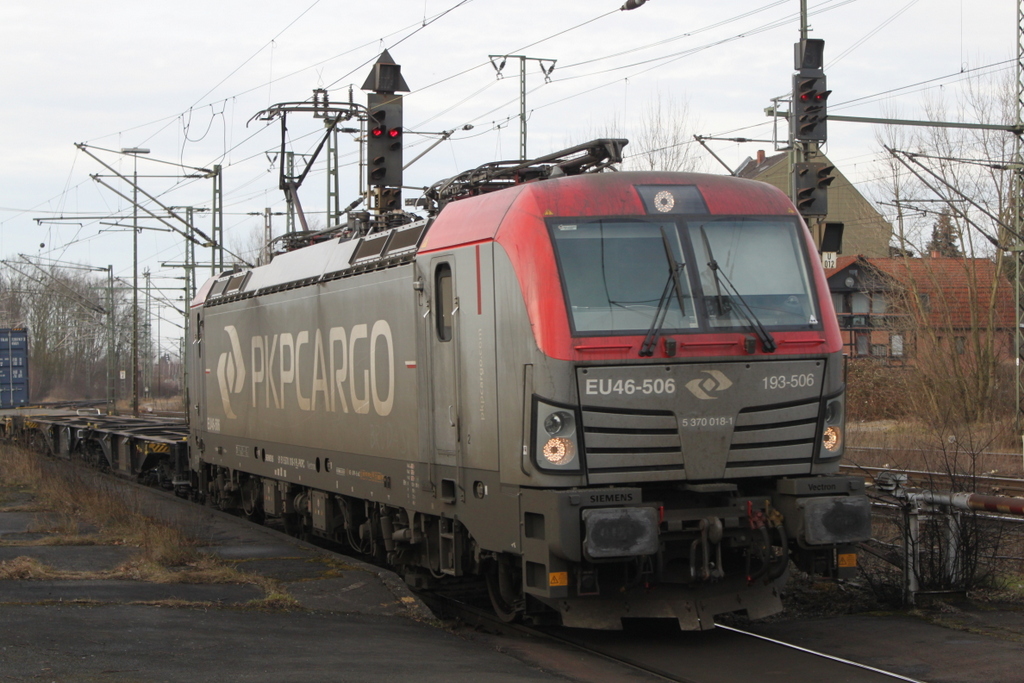 PKP-Cargo Vectron 193 506 bei der Durchfahrt am 10.03.2018 in Lehrte 