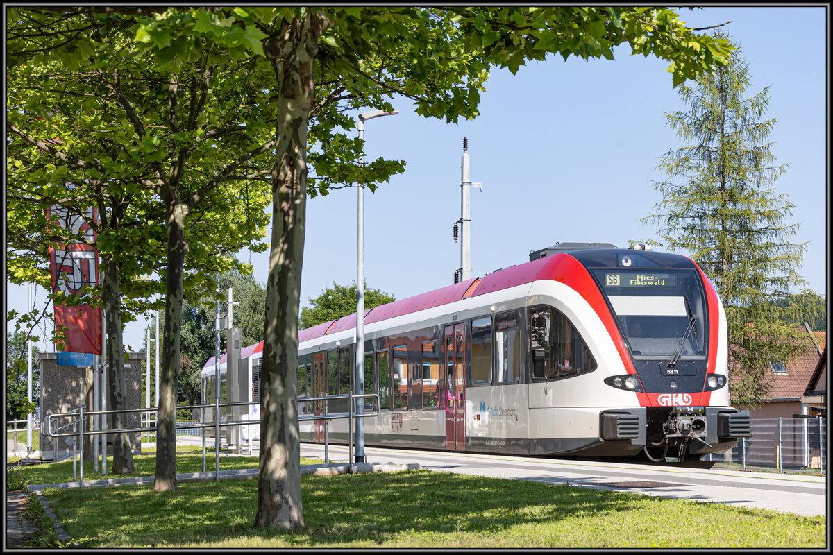 Pölfing Brunn am 7.Juli 2023 . 
Ab dem nächsten Tag herrscht hier Schienenersatzverker für rund 2 Monate. 
