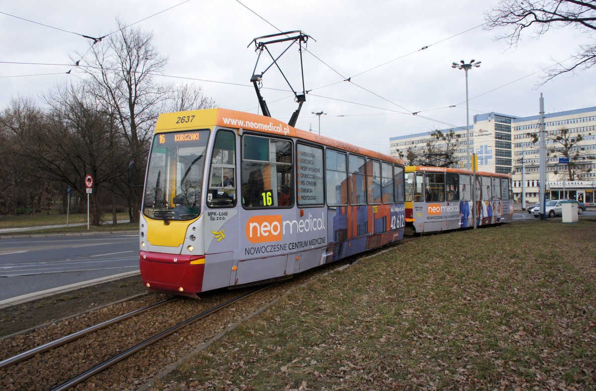Polen / Straßenbahn Lodz: Konstal 805Na - Wagen 2637 aufgenommen im März 2015 an der Haltestelle  Pabianicka - R. Lotn. Lwowskich  in Lodz.