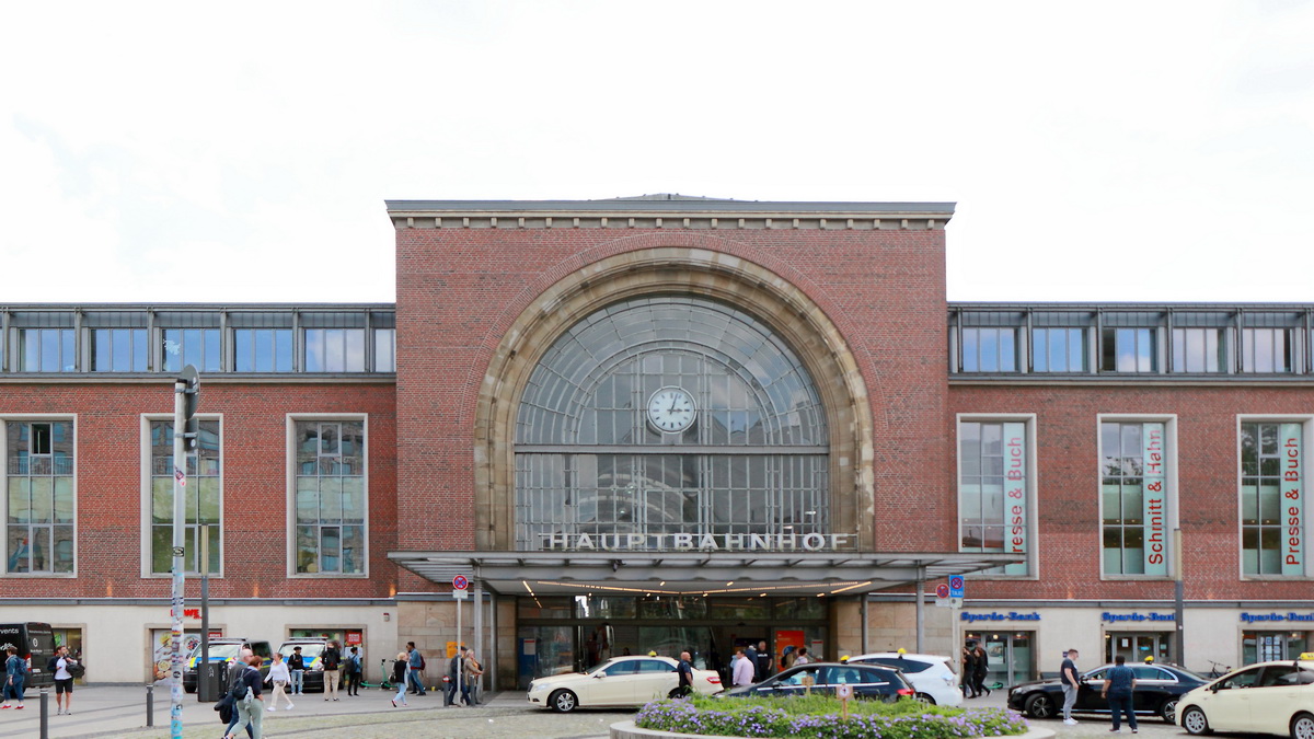 Portal des Hauptbahnhof Kiel am 15. Juni 2022.