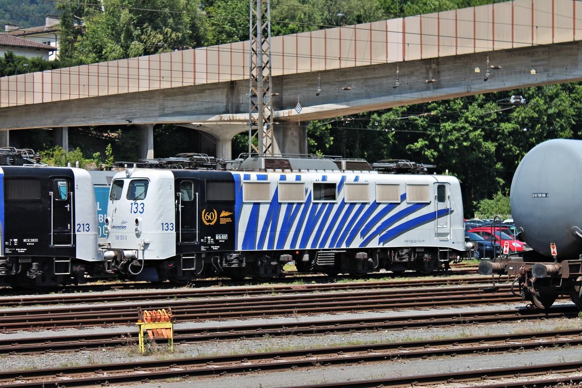 Portrait von 139 133-3  Über 60 Jahre Zuverlässig im Einsatz , als diese am 02.07.2018 mit zwei weiteren Schwestermaschienen im Bahnhof von Kufstein abgestellt stand und auf ihren nächsten Einsatz wartete.