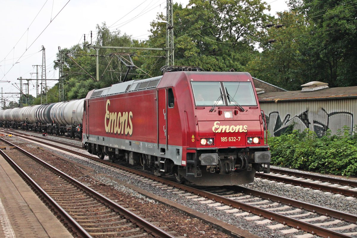 Portrait von ATLU/Emons 185 632-7, als sie am Abend des 18.07.2019 aus Richtung Rangierbahnhof Maschen kommend durch den Bahnhof von Hamburg Harburg gen Hafen fuhr.