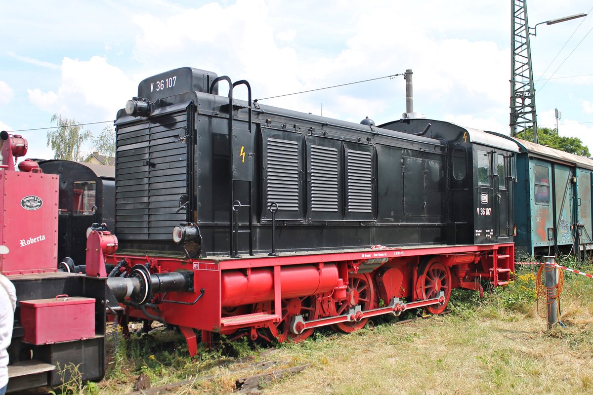 Portrait von V36 107, als diese am Nachmittag des 22.06.2019 während des Sommerfestes im DB Museum in Koblenz Lützel sich dem Publikum zeigte.