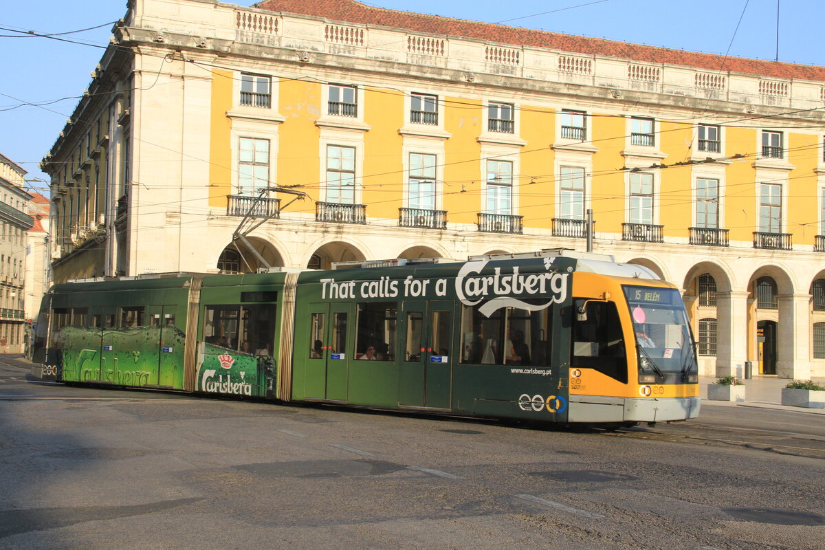 Portugal, Lisboa, Carris
Tramway 507 on line 15 at Praça do Comèrcio
1/10/2011