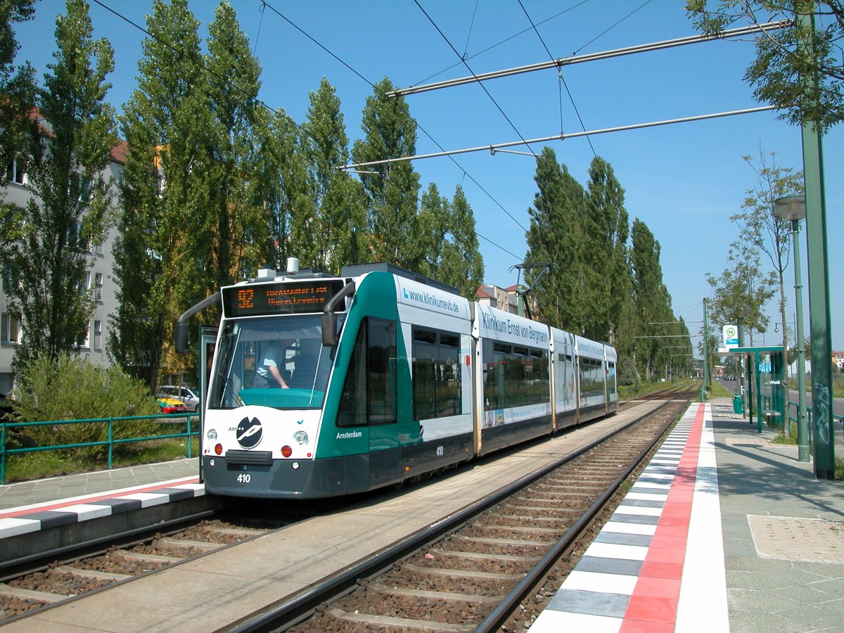 Potsdam VIP SL 92 (Siemens-Combino 410) Marie-Juchacz-Strasse am 25. Juli 2012.