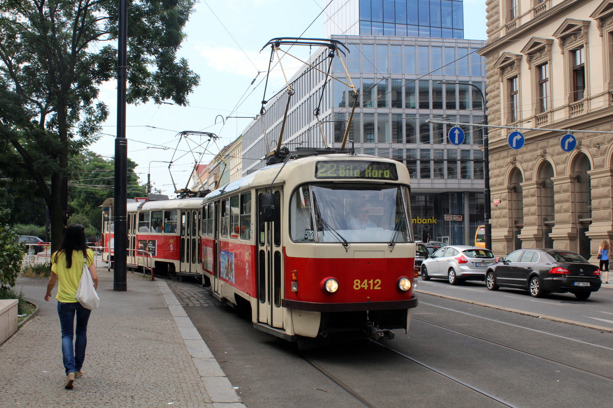 Praha / Prag SL 22 (Tatra T3 8412 + 8413) Karlovo námestí am 23. Juli 2016.