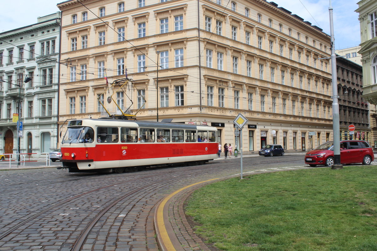 Praha / Prag SL 5 (Tatra T3 8350) Senovázné námesti am 24. Juli 2016.