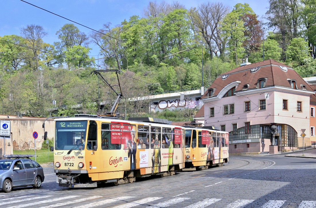 Praha 8722 + 8723, Ulice Pod Bruskou, 03.05.2016.