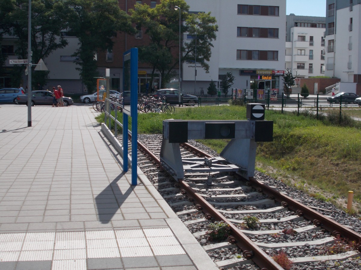 Prellbock,vom Gleis 32,im polnischen Swinoujscie Centrum am 24.August 2014.