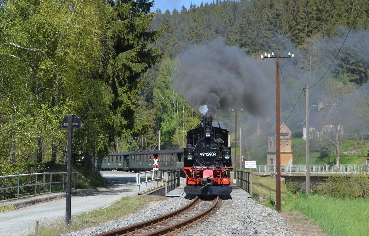 Preßnitztalbahn - Museumsbahn Steinbach – Jöhstadt: sächs. IV K 99 1590-1 in Schmalzgrube 16.05.2020