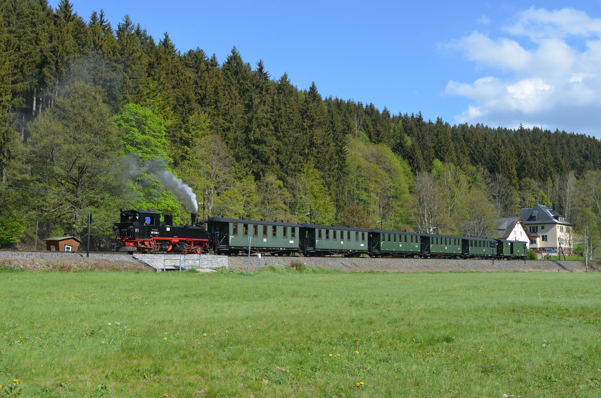 Preßnitztalbahn - Museumsbahn Steinbach – Jöhstadt: sächs. IV K 99 1590-1 am Haltepunkt FORELLENHOF 16.05.2020