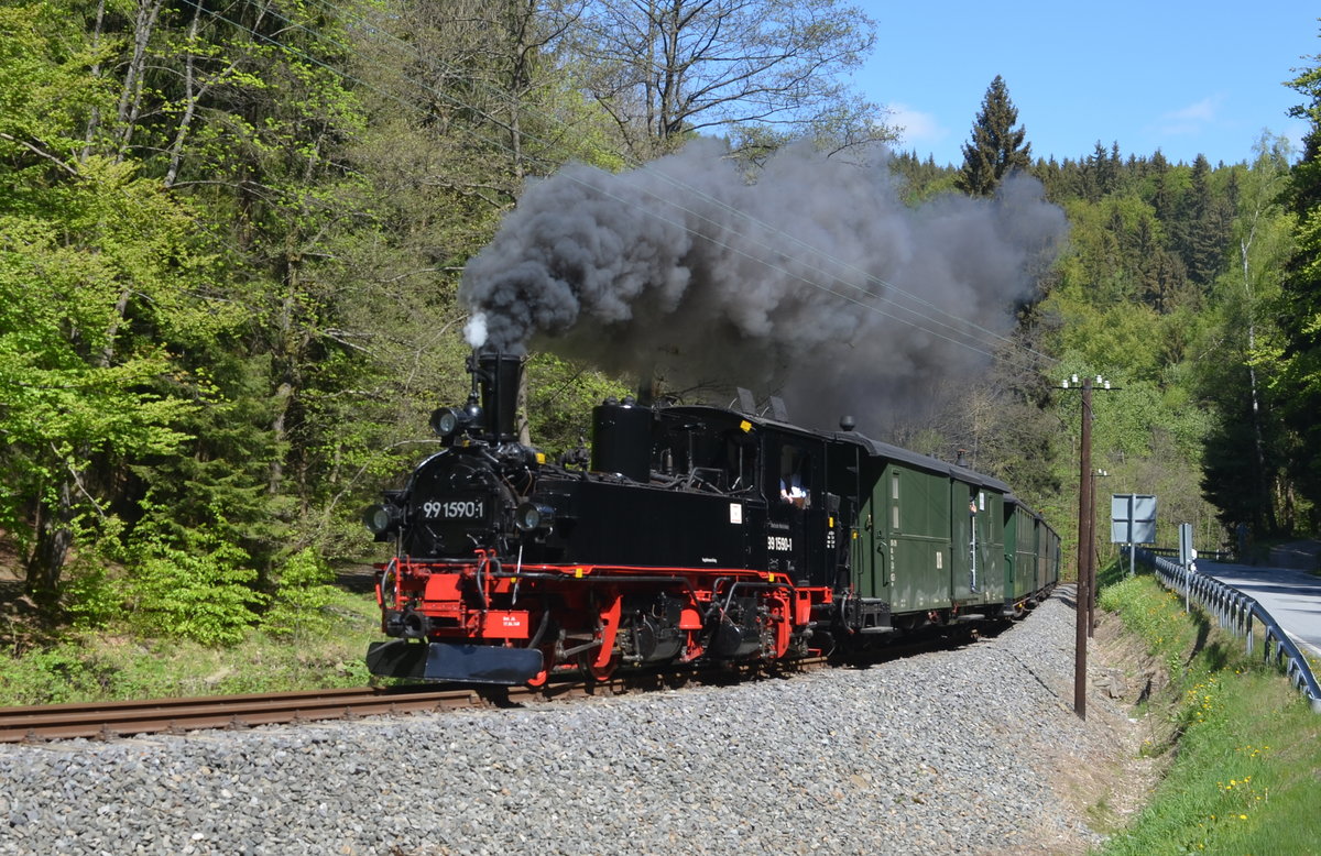 Preßnitztalbahn - Museumsbahn Steinbach – Jöhstadt: sächs. IV K 99 1590-1 noch kurzes Stück bis zum Haltepunkt FORELLENHOF 16.05.2020