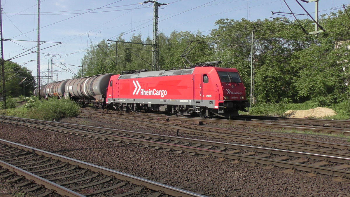 Private BR 185 mit einen Kesselwagenzug in Lehrte am 02.06.2019.