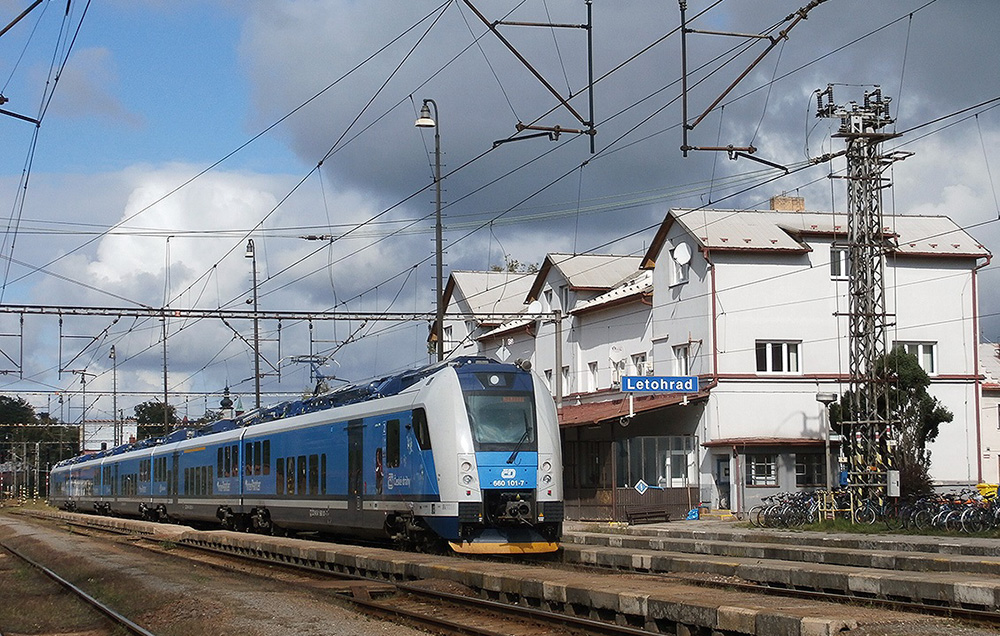 Prototyp der Reihe 660  InterPanter  auf dem Testfahrt in Letohrad. (7.9.2015)