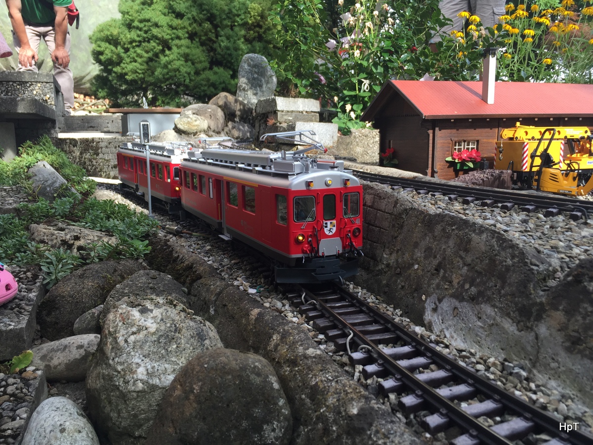 Pullamnn - Triebwagen ABe 4/4 41 + ABe 4/4 43  unterwegs auf der Stockerenbahn am 03.09.2016