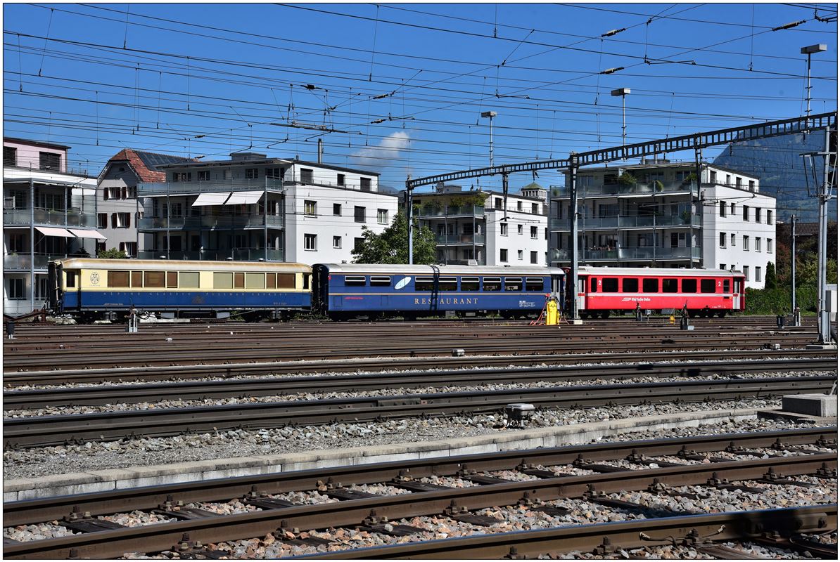 Pullman Salonwagen, Speisewagen und ein B in Chur. (08.06.2018)