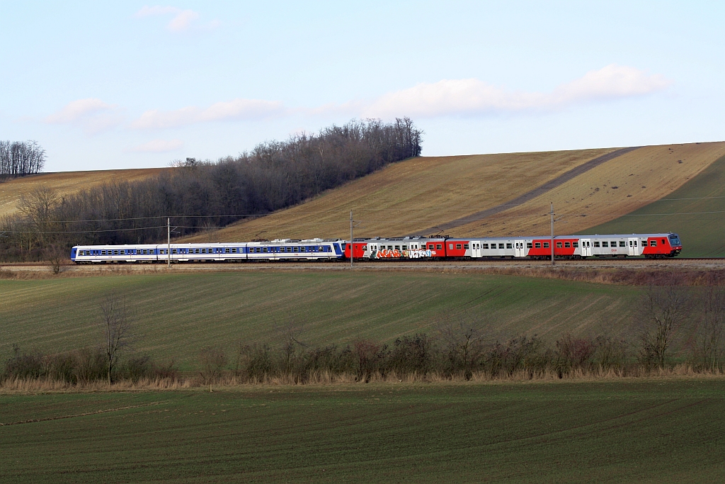 R 24540, bestehend aus 2x 4020 am 13.Februar 2016 zwischen Neubau-Kreuzstetten und Ladendorf.