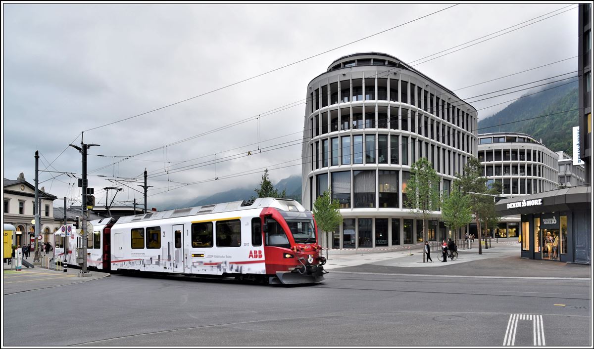R1469 3512 nach Arosa verlässt Chur. (14.05.2020)
