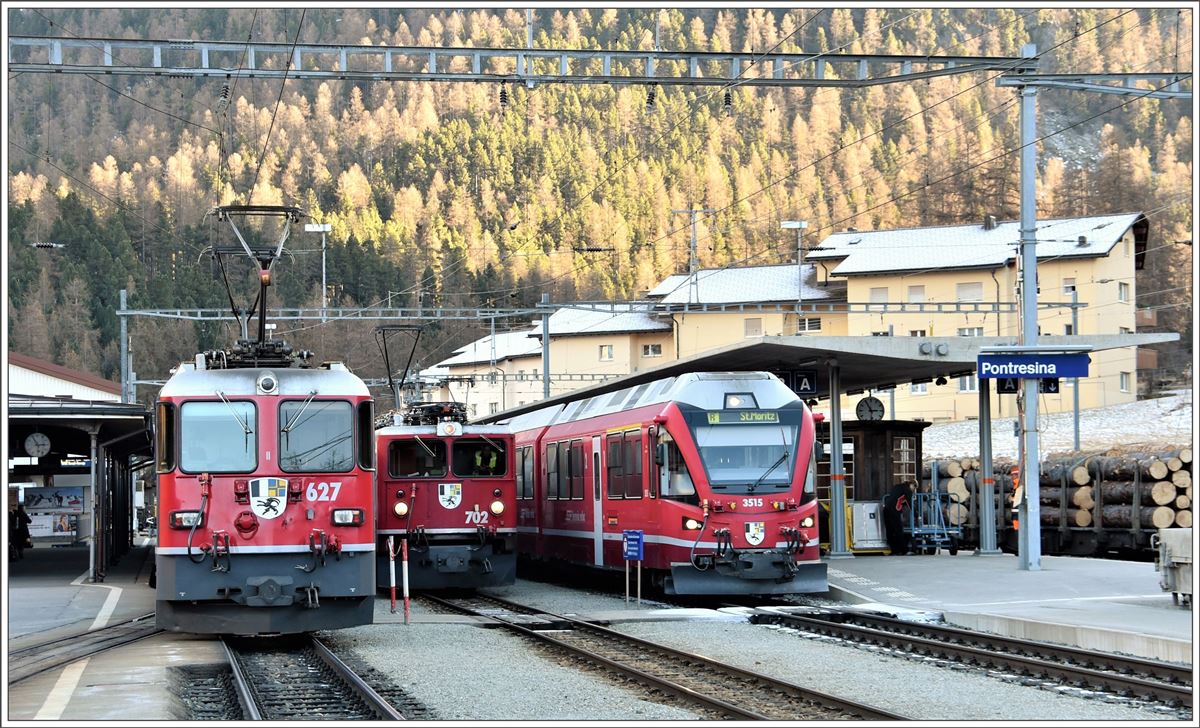 R1952 mit Ge 4/4 II 627  Reichenau-Tamins , Ge 6/6 II 702  Curia  und R1652 mit ABe 8/12 3515 in Pontresina. (07.12.2016)