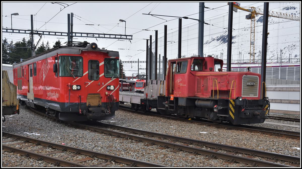 R626 nach Göschenen mit Deh 4/4 II 52 und Rangierlok Tm 2/2 4971 in Andermatt. (10.04.2019)