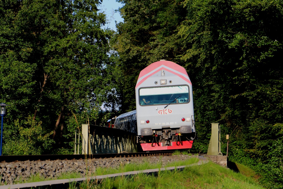 R8569 auf der genieteten Sulmbrücke bei Wies am 24.Juli 2014