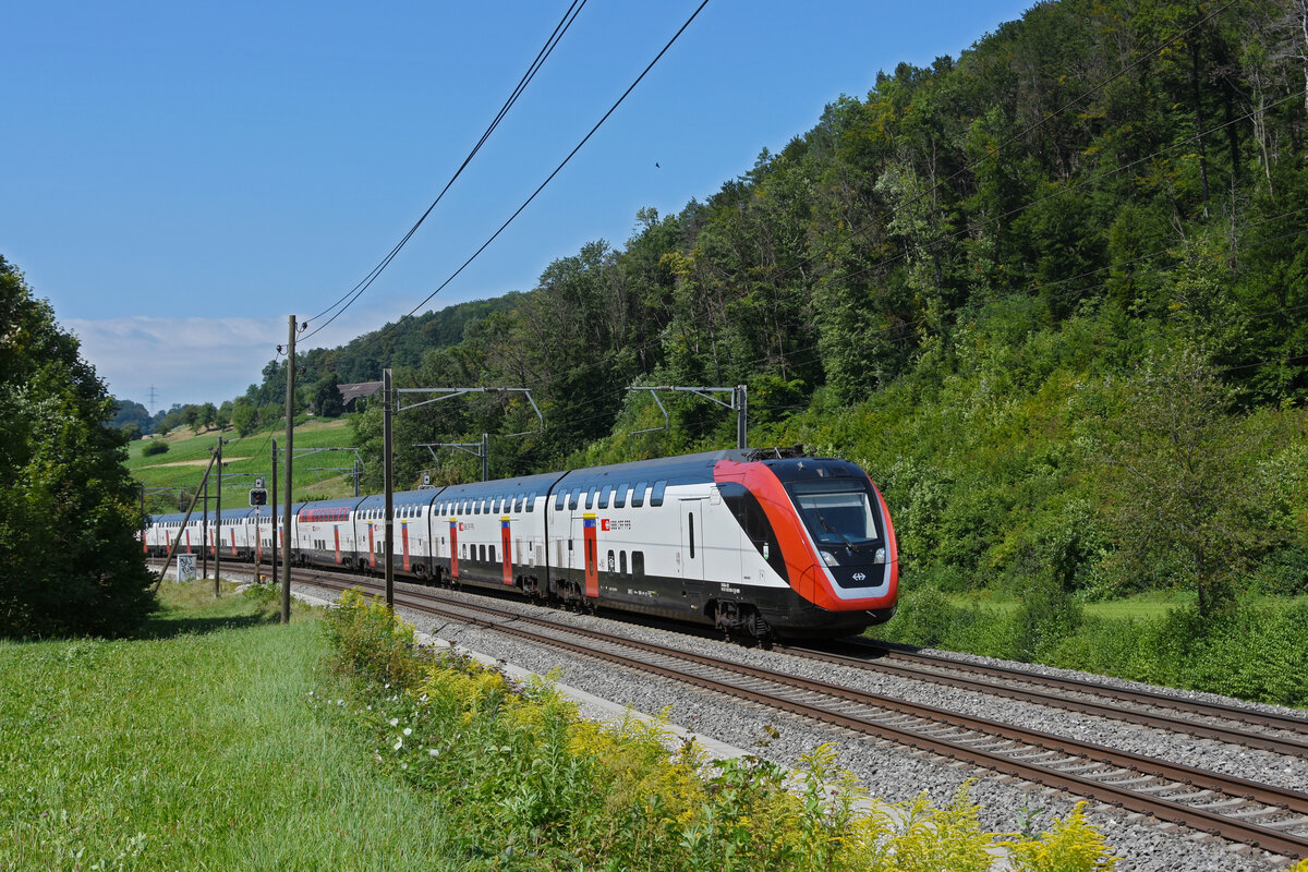 RABDe 502 006-5 Twindexx fährt Richtung Bahnhof Tecknau. Die Aufnahme stammt vom 25.08.2021.