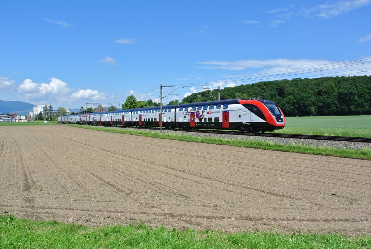 RABDe 502 009 als IR 2370 bei Herzogenbuchsee, 24.05.2018.