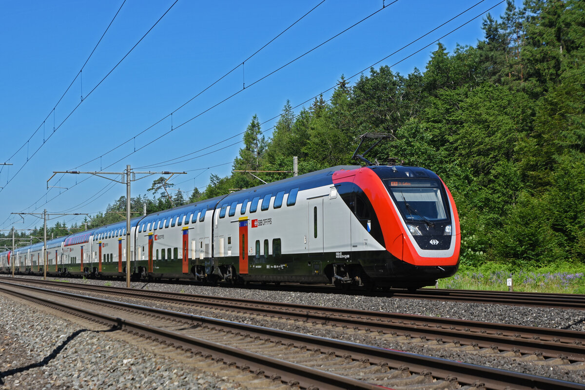 RABDe 502 014-9 Twindexx, fährt Richtung Bahnhof Rupperswil. Die Aufnahme stammt vom 15.06.2021.
