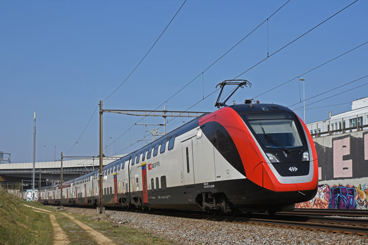 RABDe 502 211-5 fährt Richtung Bahnhof SBB. Die Aufnahme stammt vom 24.03.2019.