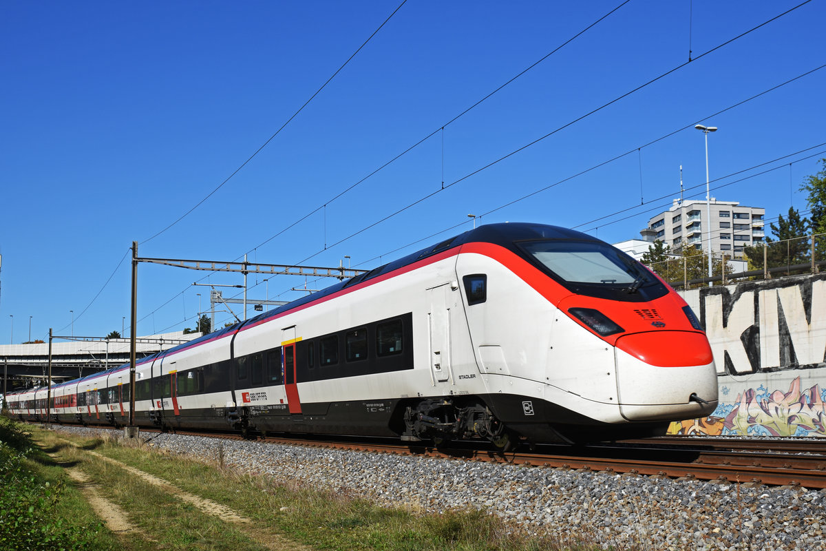 RABe 501 012-5  Giruno  fährt zum Bahnhof SBB. Die Aufnahme stammt vom 16.10.2019.