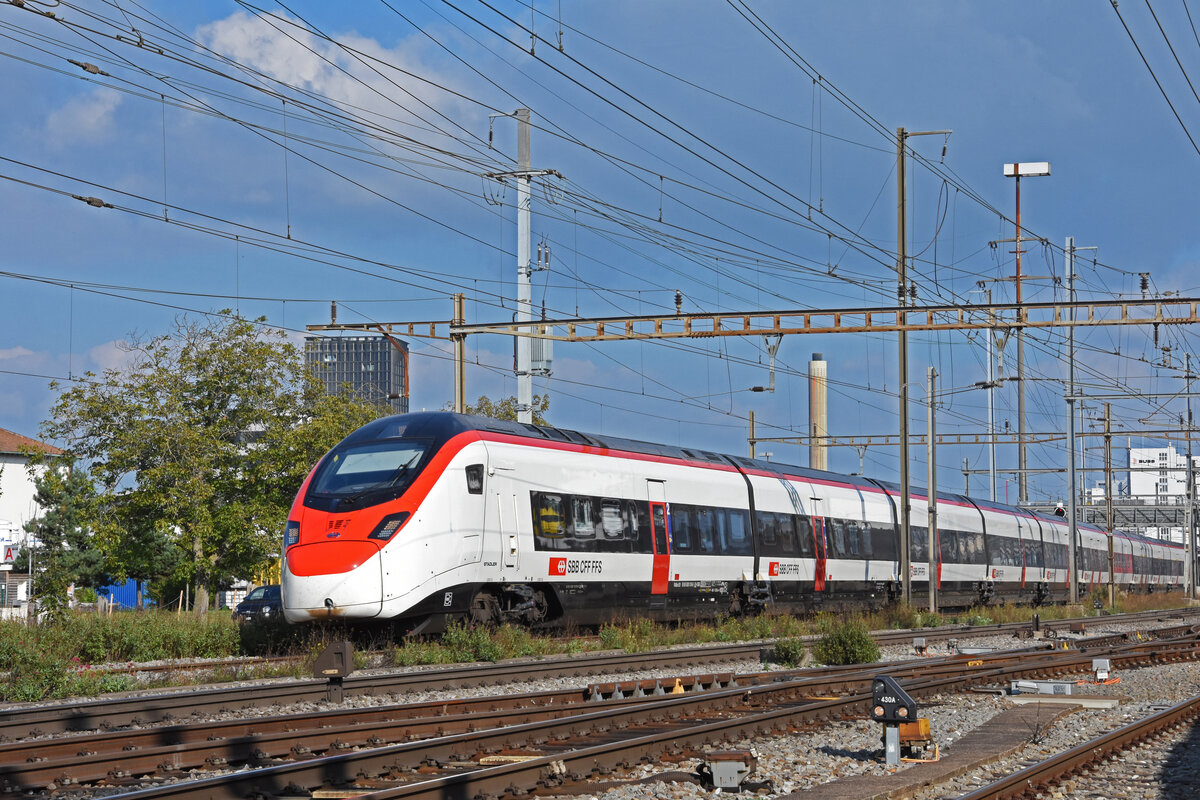 RABe 501 019-0 Giruno durchfährt den Bahnhof Pratteln. Die Aufnahme stammt vom21.09.2021.
