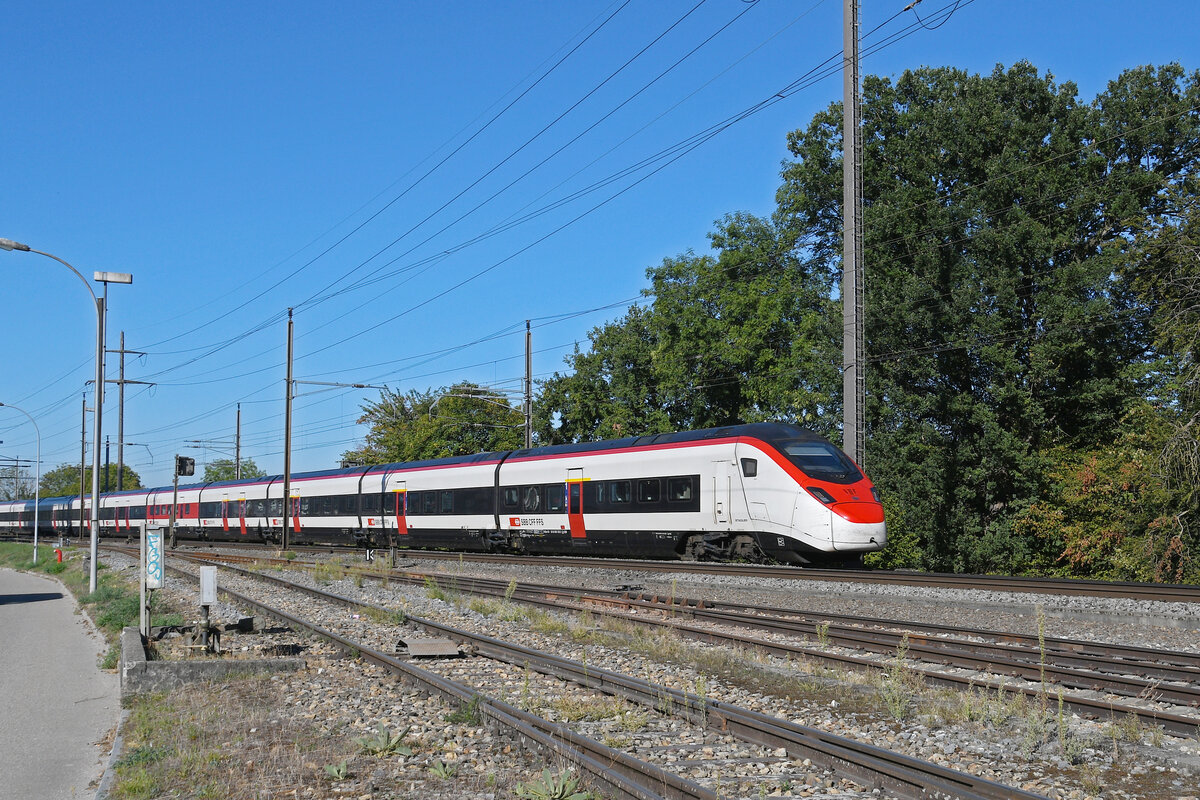 RABe 501 032-3 Giruno f�hrt am 23.09.2026 Richtung Station Augarten. Aufnahme Kaiseraugst.