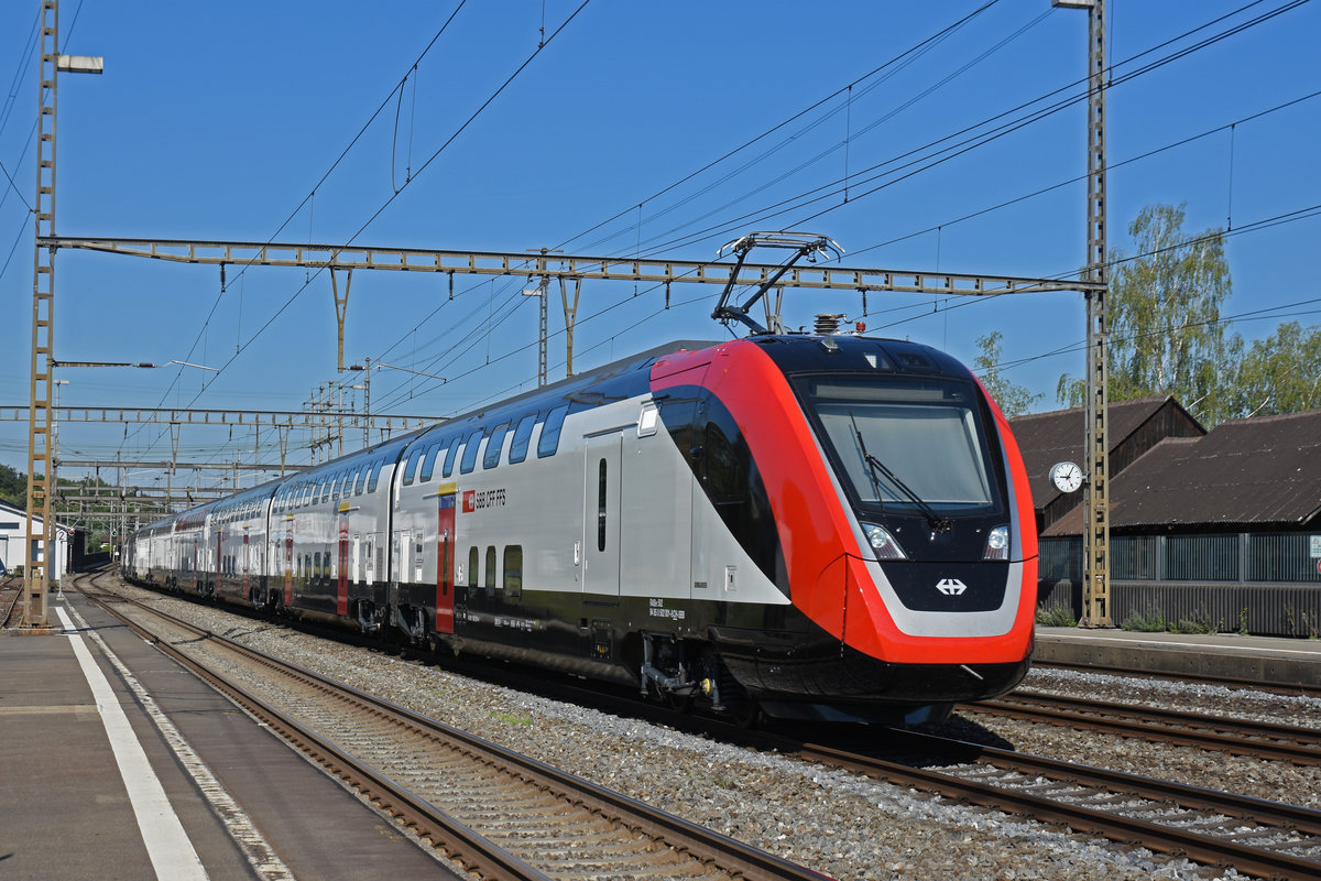 RABe 502 001-6 Twindexx durchfährt den Bahnhof Rupperswil. Die Aufnahme stammt vom 24.06.2020.
