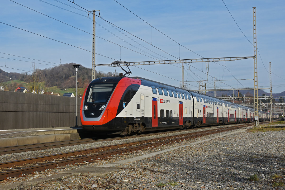 RABe 502 205-3 Twindexx durchfährt den Bahnhof Gelterkinden. Die Aufnahme stammt vom 08.02.2020.