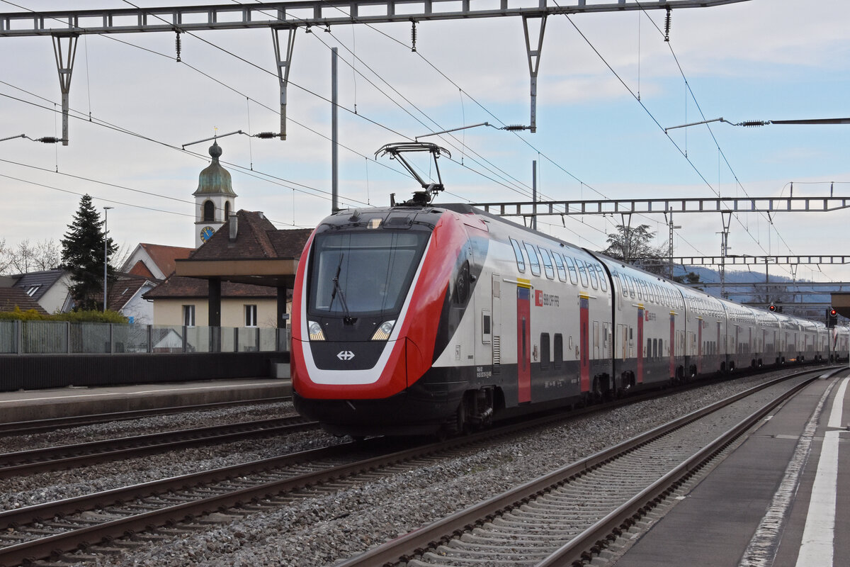RABe 502 210-3 Twindexx durchfährt den Bahnhof Rupperswil. Die Aufnahme stammt vom 07.01.2022.