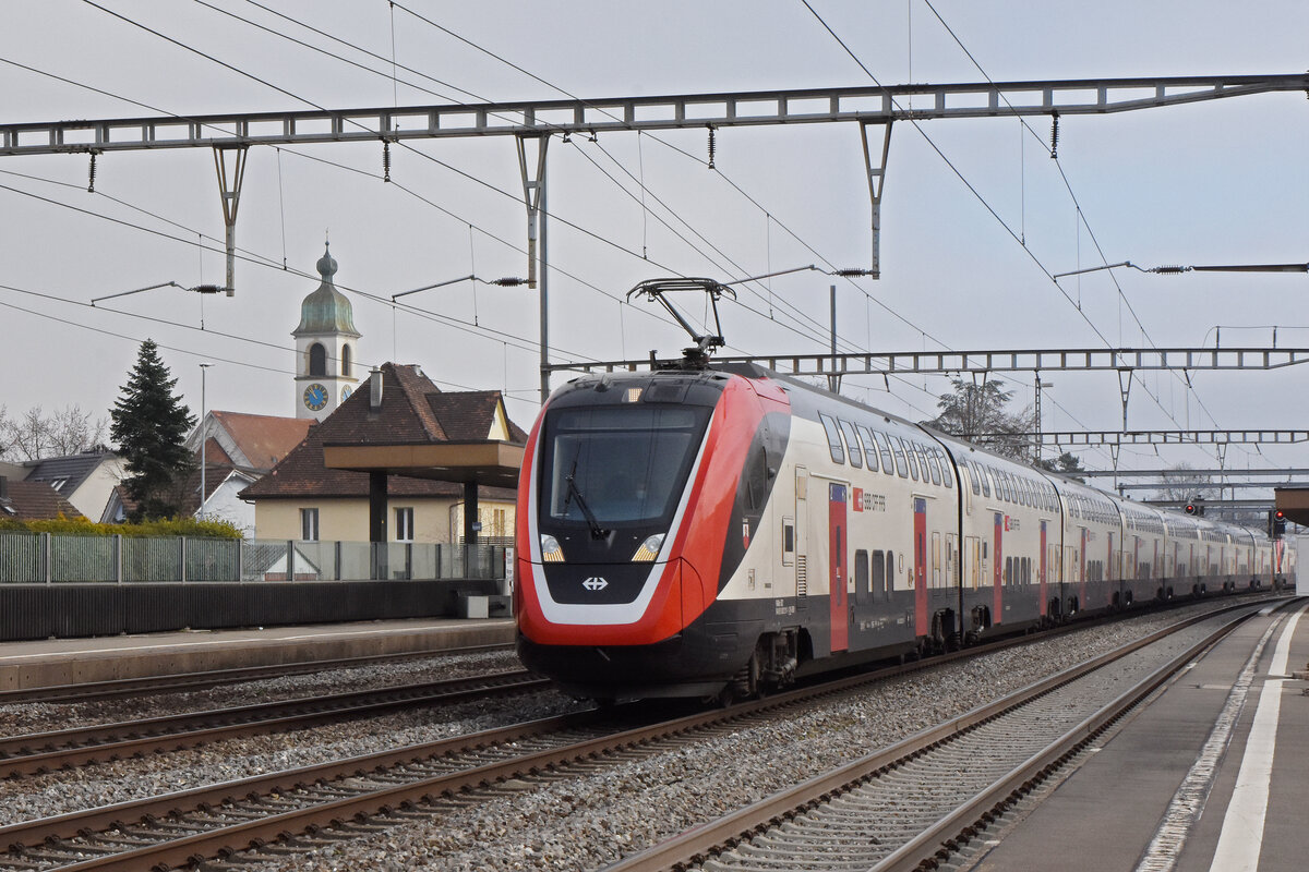 RABe 502 211-1 Twindexx durchfährt den Bahnhof Rupperswil. Die Aufnahme stammt vom 04.02.2022.