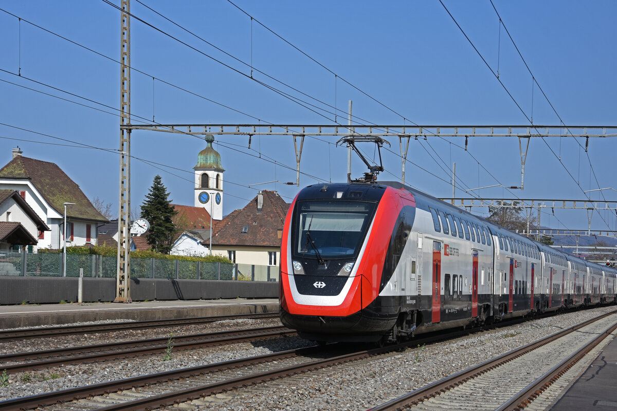 RABe 502 221-0 Twindexx durchfährt den Bahnhof Rupperswil. Die Aufnahme stammt vom 28.03.2022.