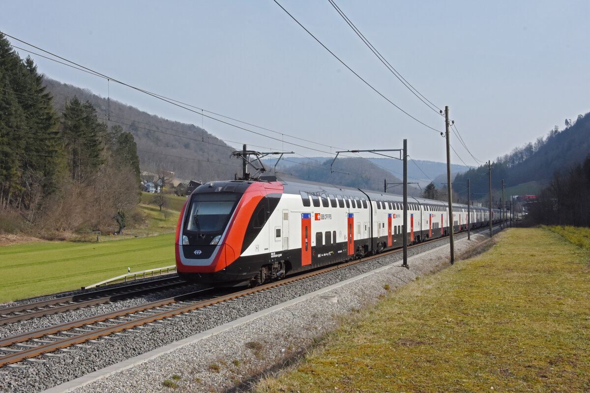RABe 502 225-1 Twindexx fährt Richtung Bahnhof Gelterkinden. Die Aufnahme stammt vom 12.03.2022.