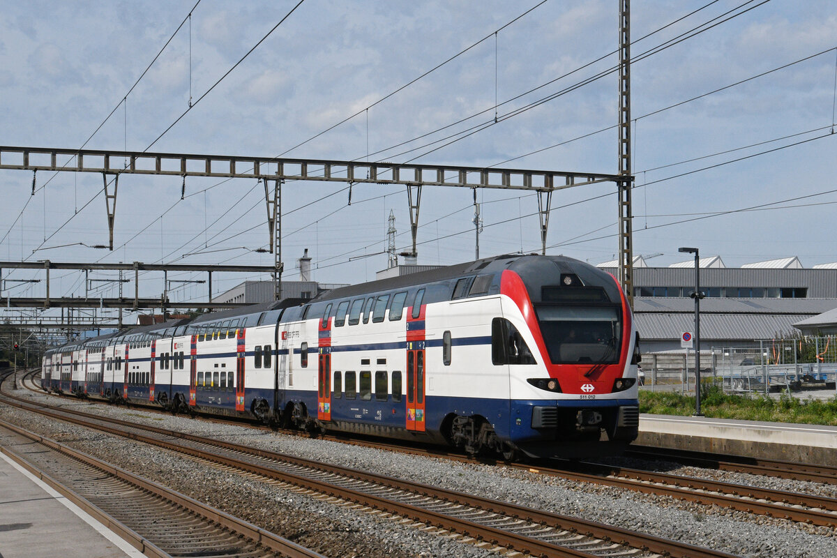 RABe 511 012 KiISS durchf�hrt am 07.09.2026 den Bahnhof Rupperswil.