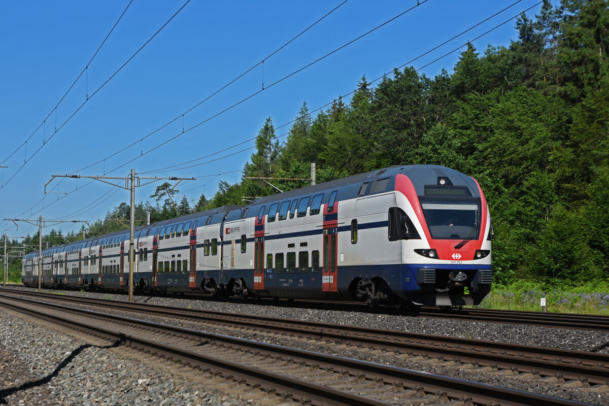 RABe 511 013 KISS fährt Richtung Bahnhof Rupperswil. Die Aufnahme stammt vom 15.06.2021.