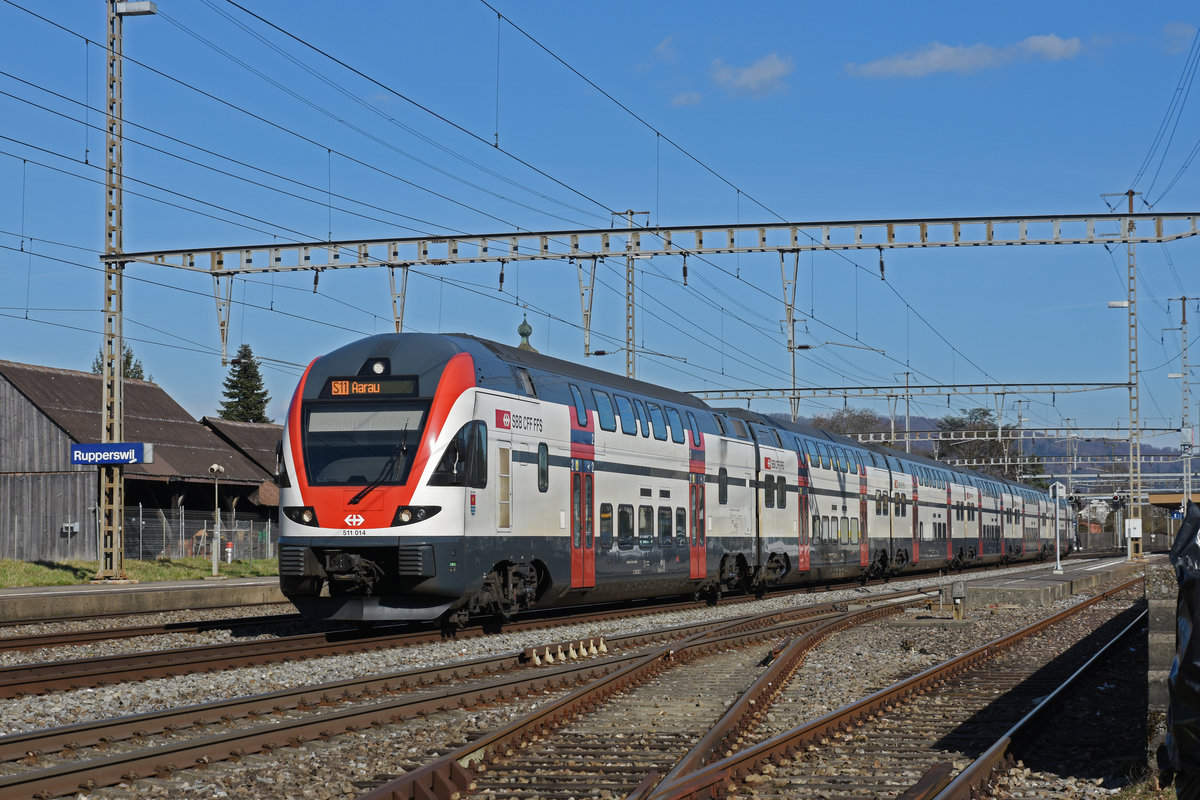 RABe 511 014 durchfährt den Bahnhof Rupperswil. Die Aufnahme stammt vom 24.02.2020.