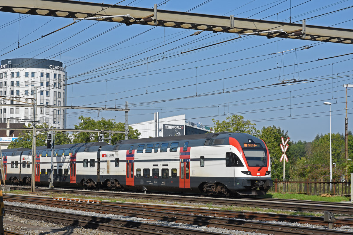 RABe 511 016 durchfährt den Bahnhof Pratteln. Die Aufnahme stammt vom 11.09.2019.